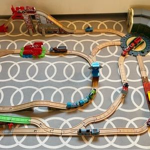 Thomas and Friends train tracks and trains!